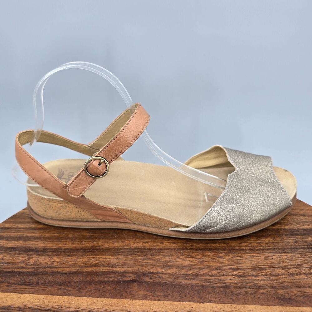 Dansko Cass Sandals Womens 11.5 42 Metallic Leather Adjustable Strap Peep Toe